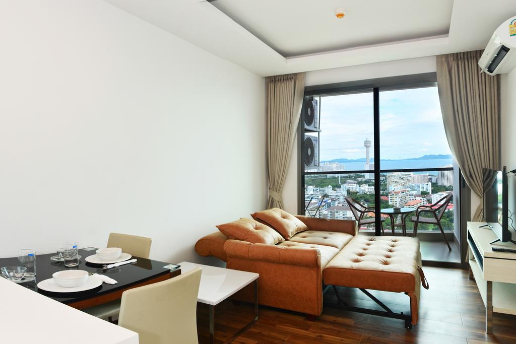 Peak Towers Apartamento